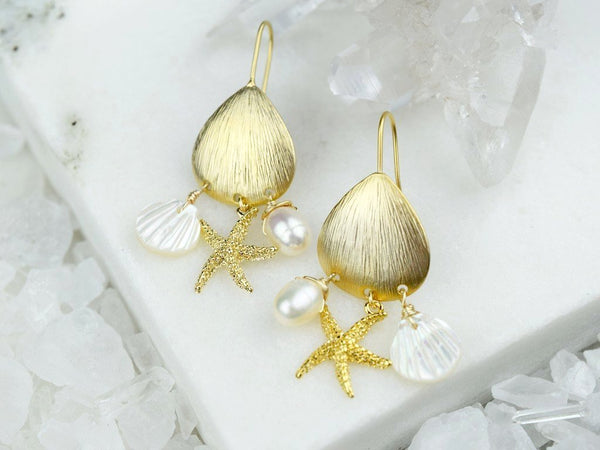 Excursion Earring - Pearl