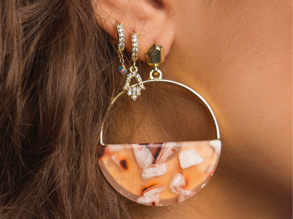 Spirit Huggie Earring (Single)